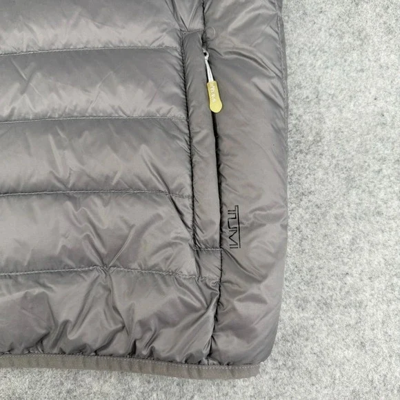 Tumi Pax Packable Travel Pillow Puffer Down Hooded Jacket Silver Gray Women's XL - Picture 8 of 10